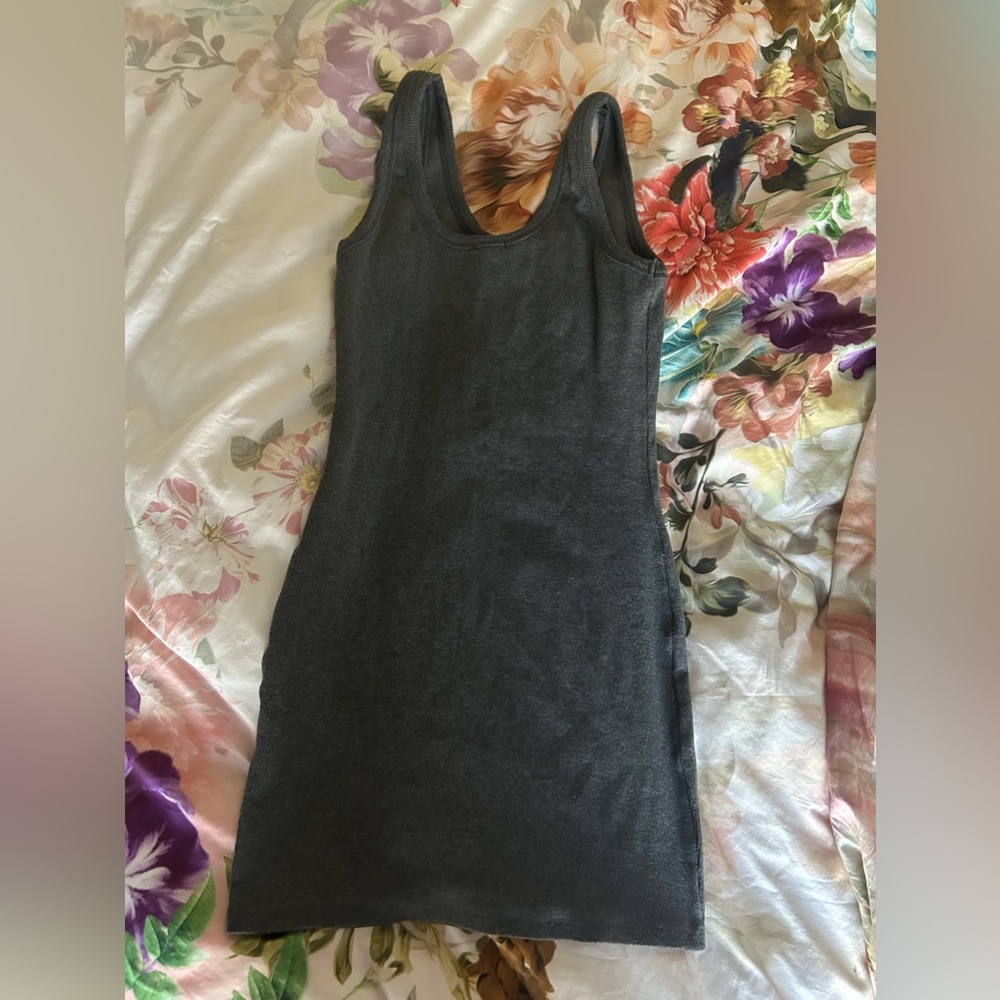 Fashion nova tank top dress !! Perfect condition and thick material !